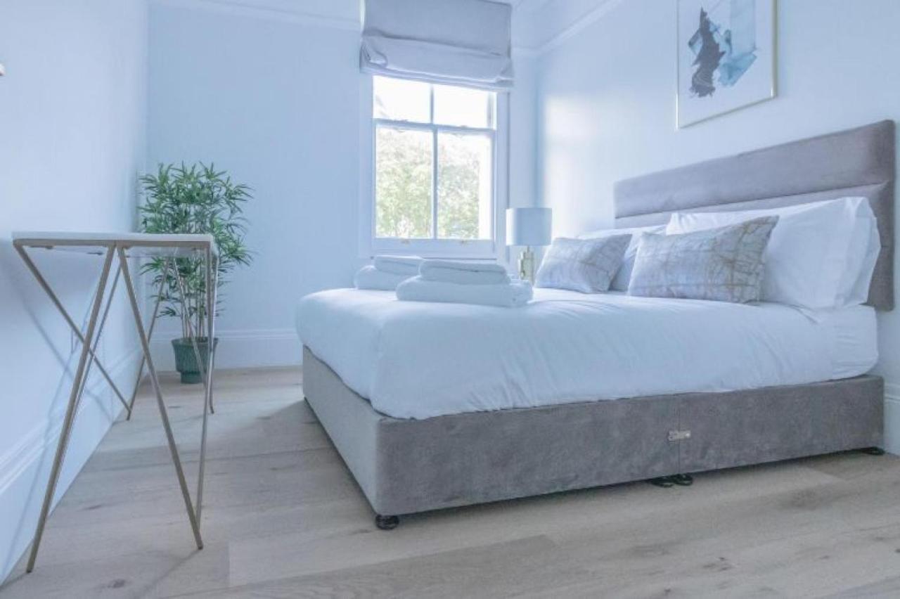 Royal Kensington In Cromwell Road * Londra
